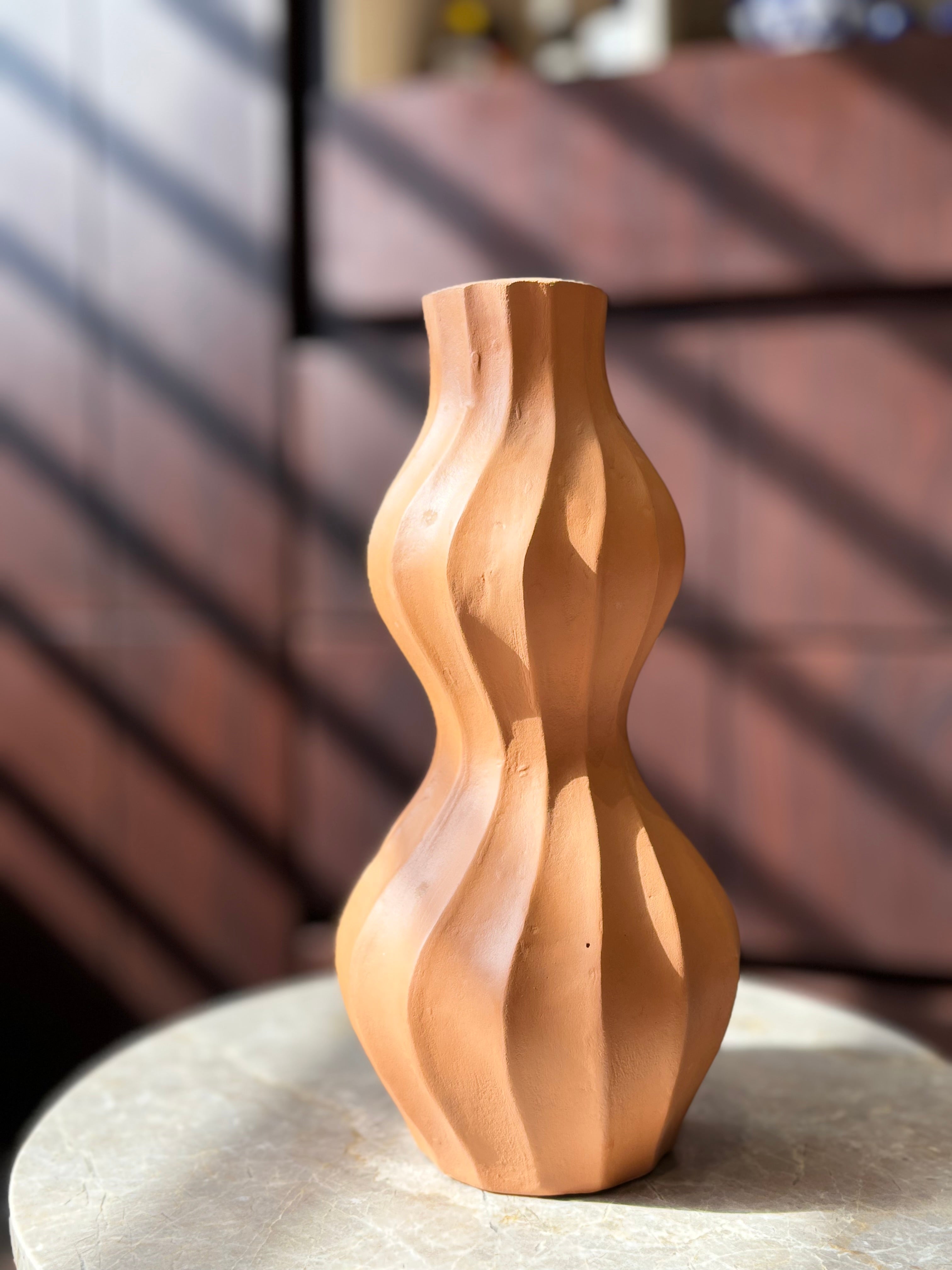 Dhara Terracotta Vase – Handmade Earthen Home Decor