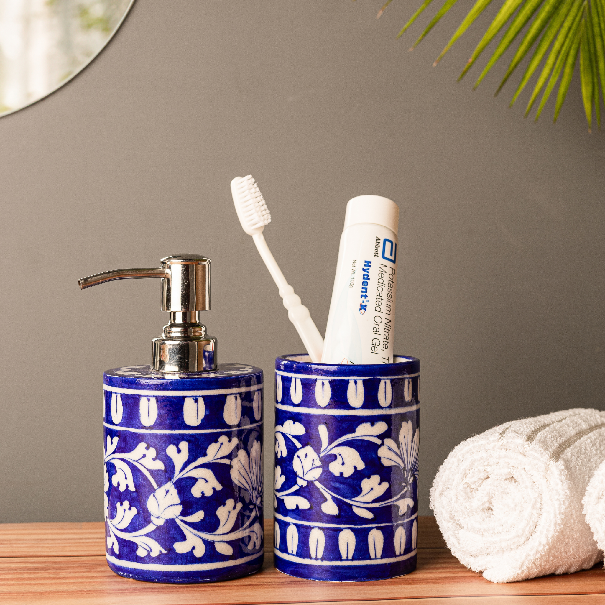 Luxury Bathroom Accessories Combo – Soap Dispenser & Multipurpose Tumbler