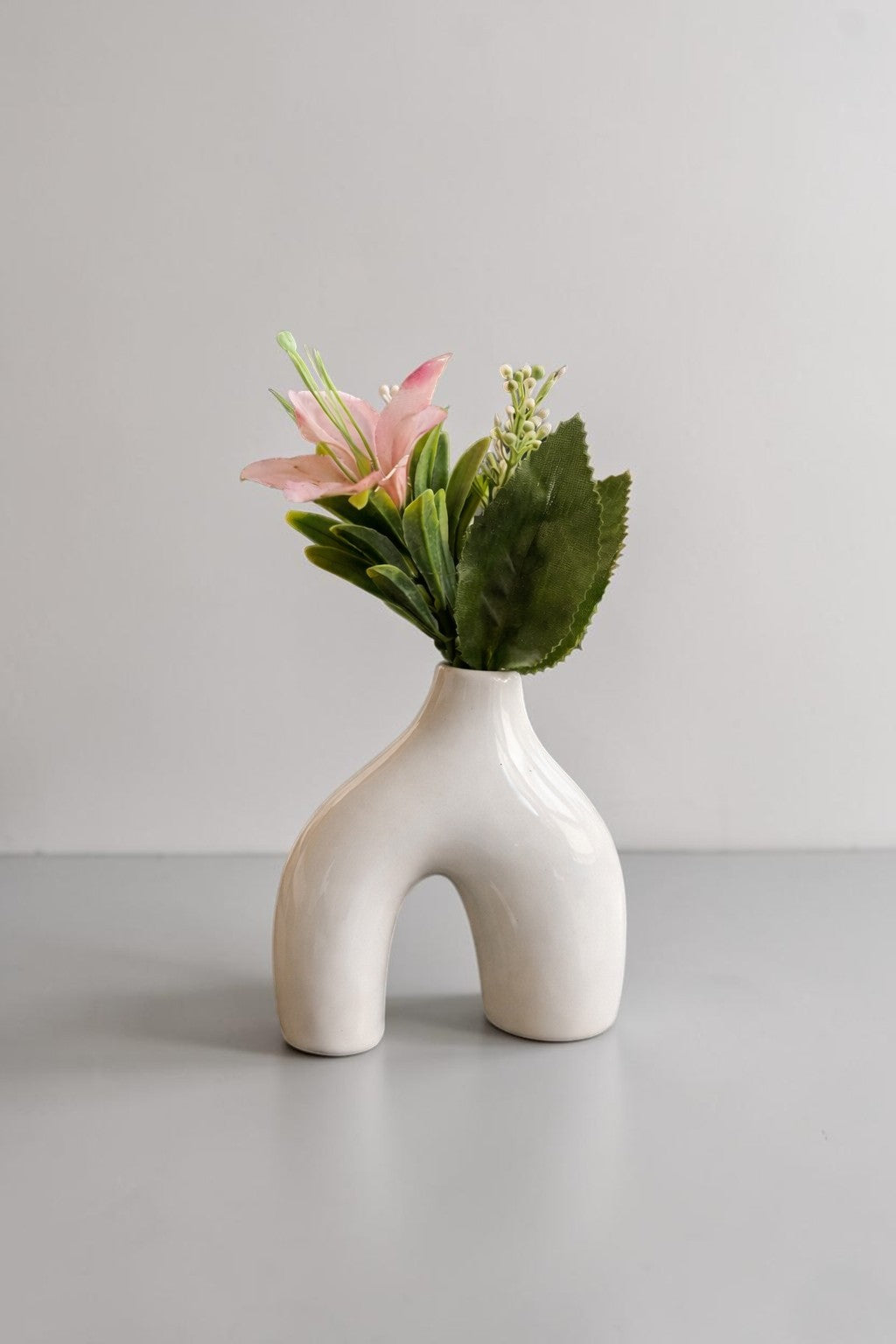 Arch Ceramic Vase - White